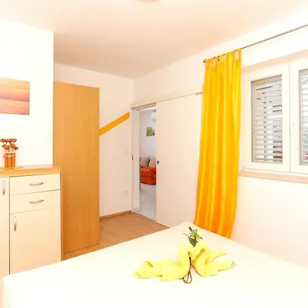 Elegant In With 40 M² Terrace *