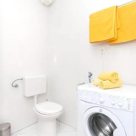 Daire Elegant In With 40 M² Terrace