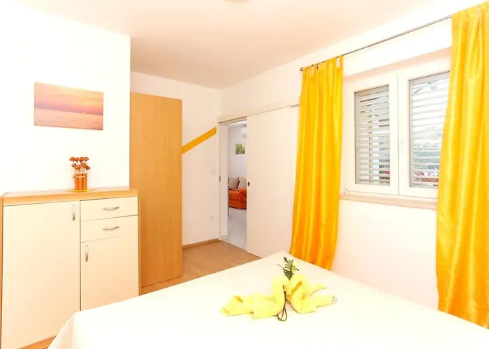 Elegant In With 40 M² Terrace *