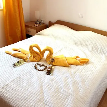 Elegant In With 40 M² Terrace Apartament Dubrownik